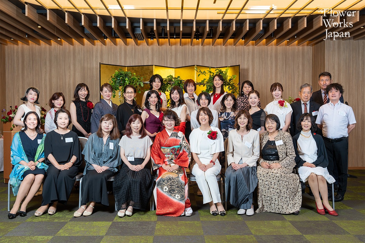 一般社団法人フラワーワークスジャパン12周年&代表理事谷川文江還暦パーティーが開催されました！